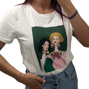 CAMISETA CON PENDIENTES