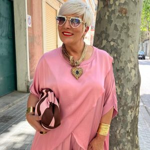 blusa desigual en color rosa