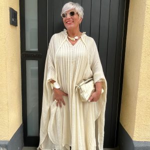 VESTIDO KAFTAN EN BEIGE