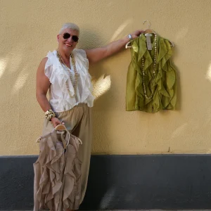 blusa volantes